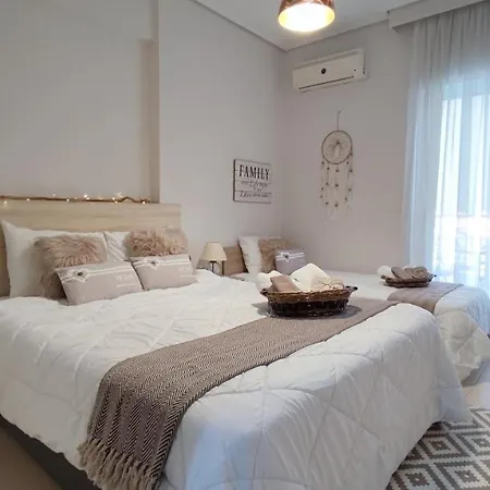 Trikalabnb - Rock & Roll 2 In