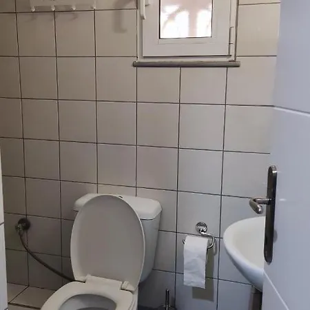 Trikalabnb - Rock & Roll 2 In * Tríkala