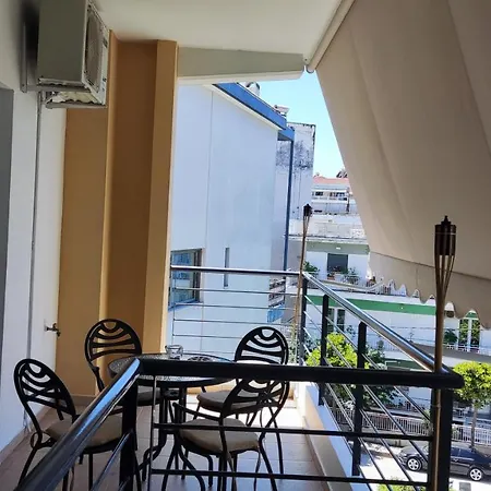 Trikalabnb - Rock & Roll 2 In * Tríkala