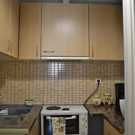 Trikalabnb - Rock & Roll 2 In